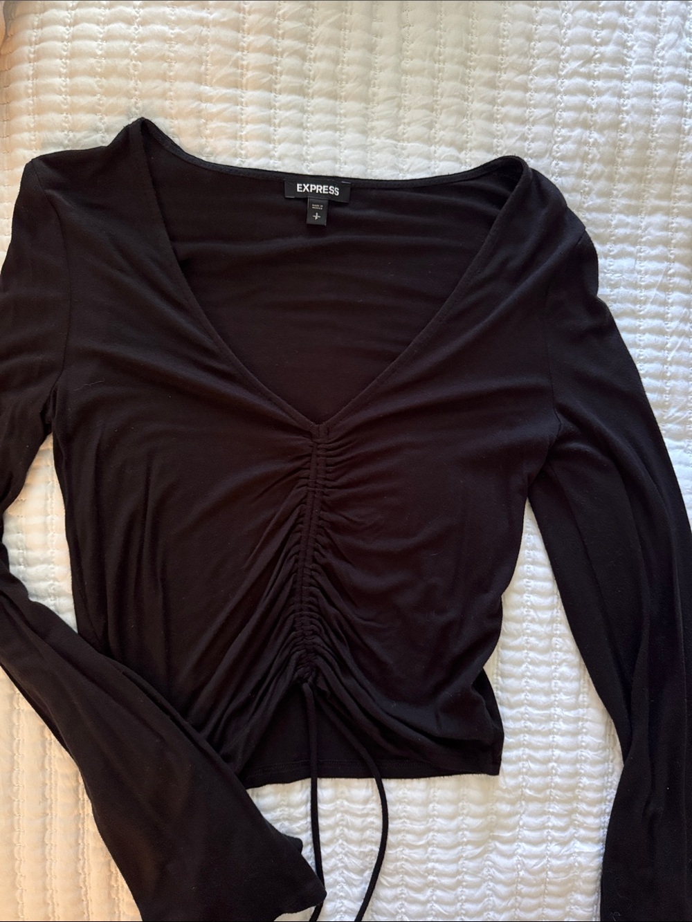 Express Black Ruched V-Neck Long Sleeve Crop Top